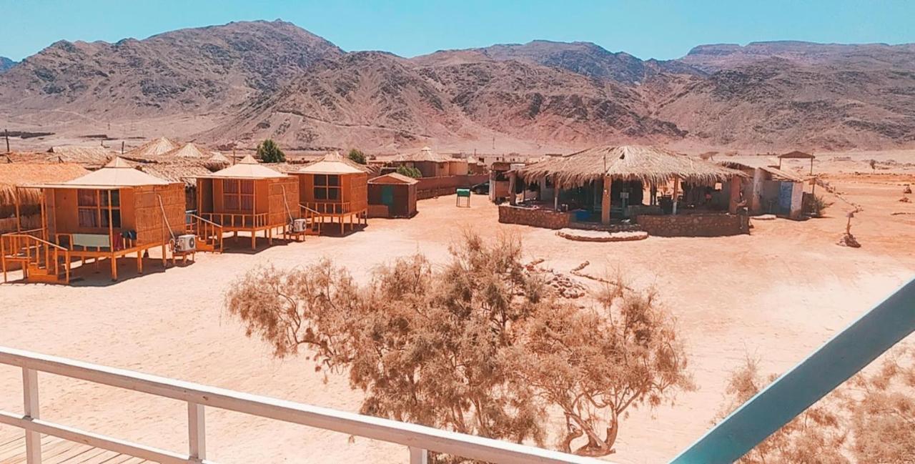Half Moon Camp Hotel Taba Esterno foto