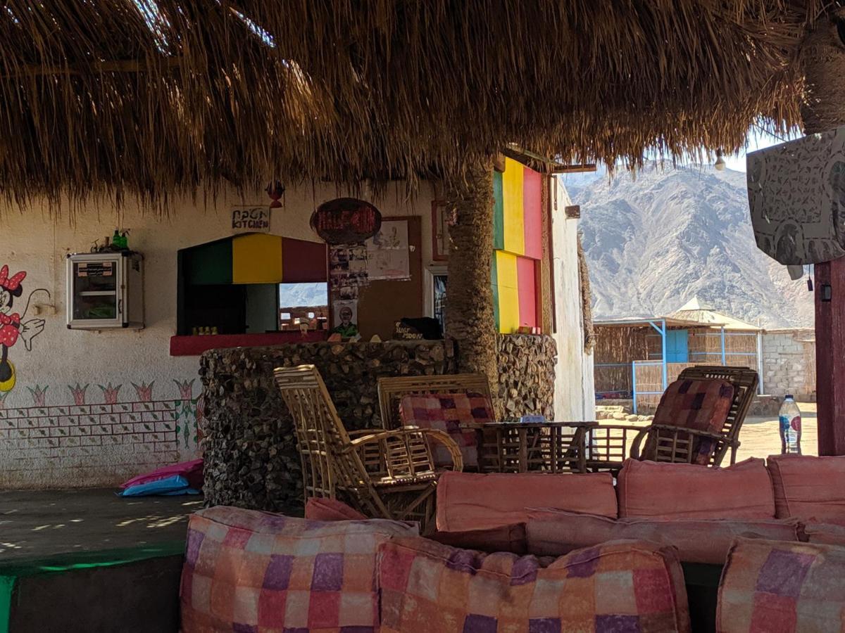Half Moon Camp Hotel Taba Esterno foto