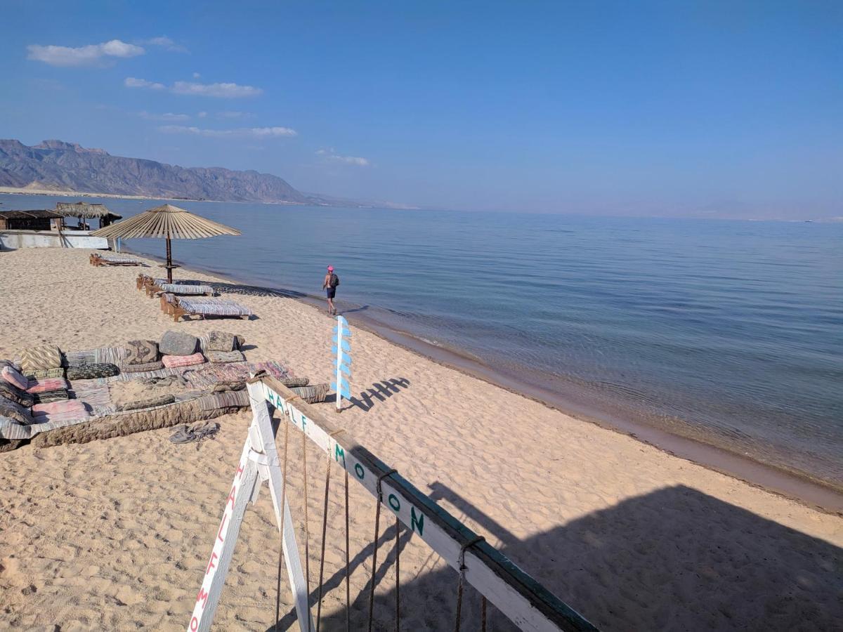 Half Moon Camp Hotel Taba Esterno foto