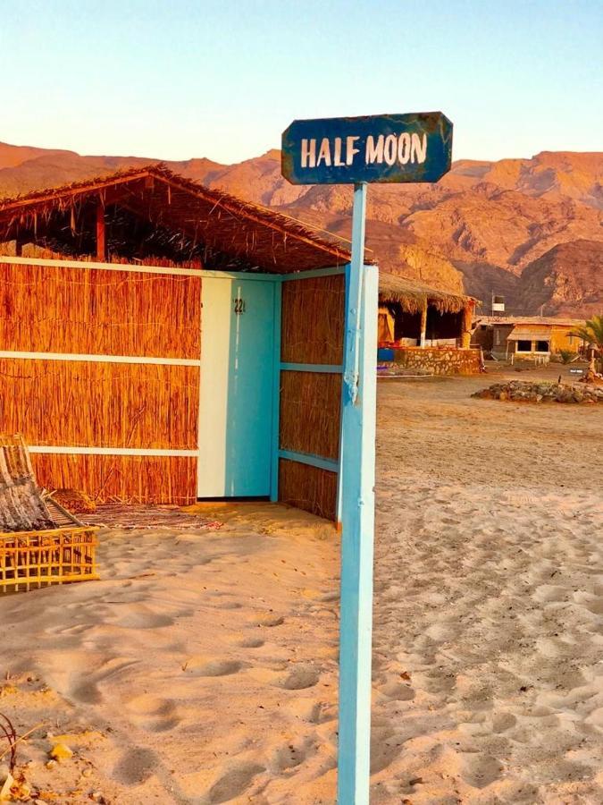 Half Moon Camp Hotel Taba Esterno foto